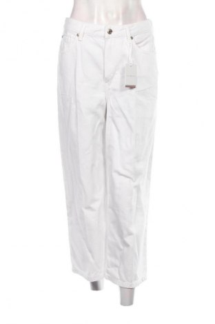 Damskie jeansy Tommy Hilfiger, Rozmiar M, Kolor Biały, Cena 539,99 zł