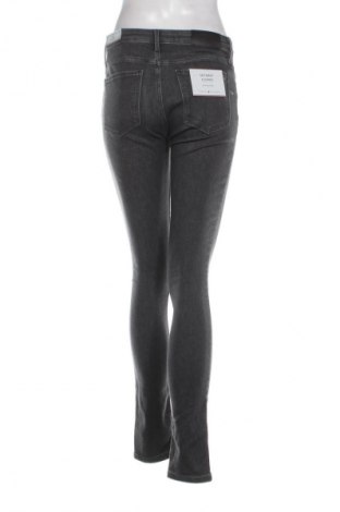 Dámské džíny  Tommy Hilfiger, Velikost M, Barva Šedá, Cena  3 299,00 Kč