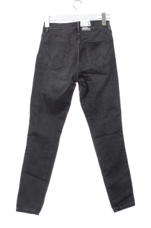 Damskie jeansy Wrangler, Rozmiar XS, Kolor Szary, Cena 102,99 zł
