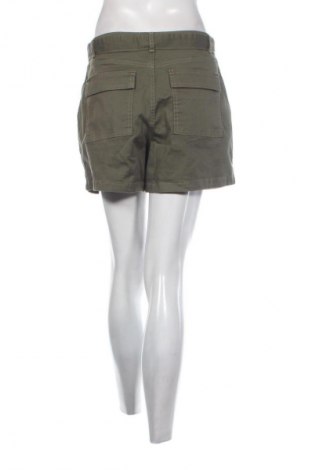 Γυναικείο κοντό παντελόνι & ET, Μέγεθος M, Χρώμα Πράσινο, Τιμή 21,99 €