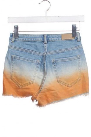 Női rövidnadrág Clockhouse, Méret XS, Szín Sokszínű, Ár 2 229 Ft