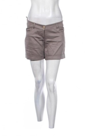 Дамски къс панталон Happening, Размер M, Цвят Кафяв, Цена 2,55 €