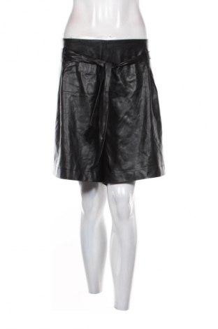 Γυναικείο κοντό παντελόνι Kiabi, Μέγεθος 4XL, Χρώμα Μαύρο, Τιμή 4,99 €