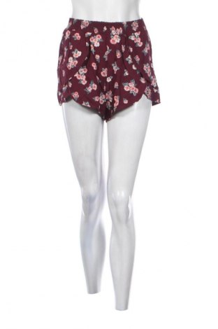 Дамски къс панталон Pull&Bear, Размер M, Цвят Многоцветен, Цена 4,60 €