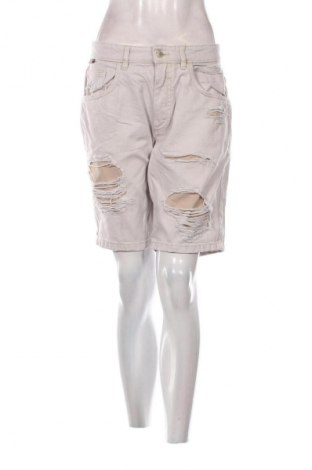 Dámské kraťasy  Pull&Bear, Velikost L, Barva Béžová, Cena  139,00 Kč