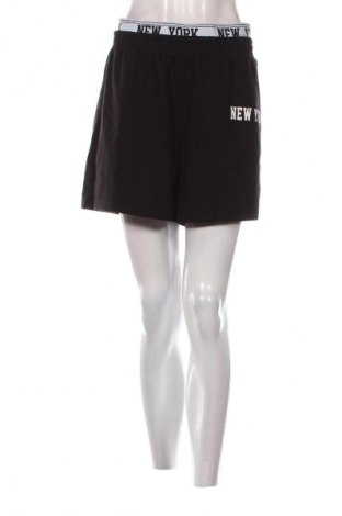 Dámské kraťasy  SHEIN, Velikost L, Barva Černá, Cena  129,00 Kč