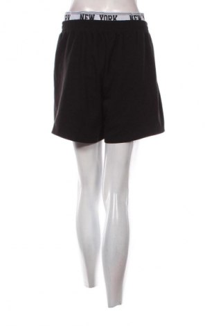 Dámské kraťasy  SHEIN, Velikost L, Barva Černá, Cena  129,00 Kč