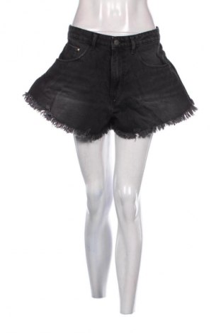 Damskie szorty Sinsay, Rozmiar M, Kolor Czarny, Cena 56,78 zł