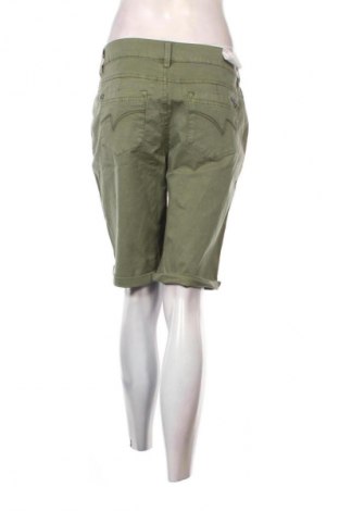 Pantaloni scurți de femei Timezone, Mărime L, Culoare Verde, Preț 67,99 Lei