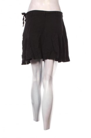 Dámské kraťasy  Urban Classics, Velikost M, Barva Černá, Cena  249,00 Kč