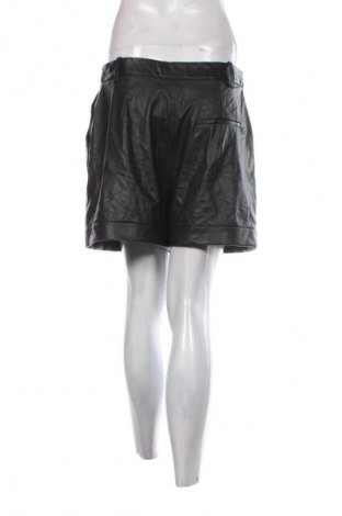 Γυναικείο κοντό παντελόνι Zara, Μέγεθος L, Χρώμα Μαύρο, Τιμή 10,99 €