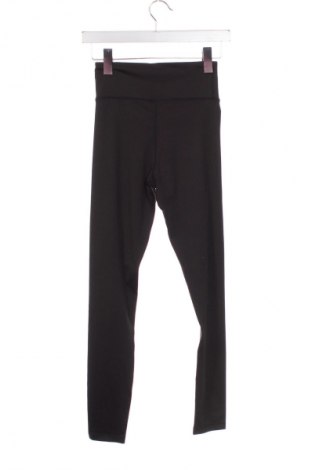 Дамски клин Sinsay, Размер XS, Цвят Черен, Цена 16,75 €