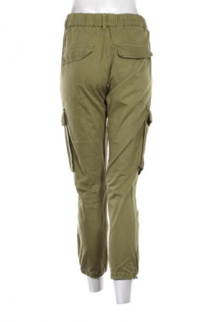 Damskie spodnie Bershka, Rozmiar S, Kolor Zielony, Cena 31,99 zł