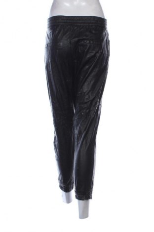 Dámské kalhoty  Bershka, Velikost S, Barva Černá, Cena  59,00 Kč