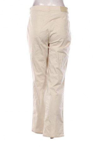 Дамски панталон Brax, Размер L, Цвят Екрю, Цена 12,27 €