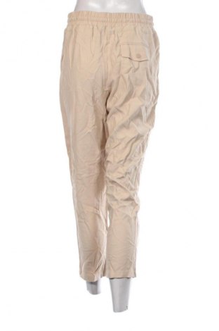 Дамски панталон C&A, Размер M, Цвят Бежов, Цена 3,06 €