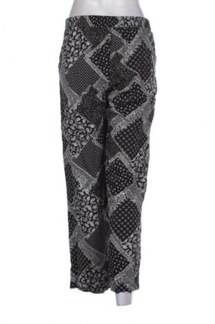 Damenhose Janina, Größe M, Farbe Mehrfarbig, Preis 6,99 €