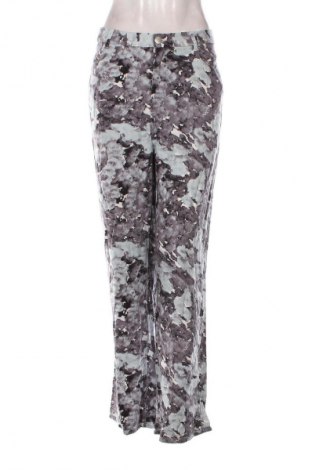 Дамски панталон Monki, Размер M, Цвят Многоцветен, Цена 4,60 €