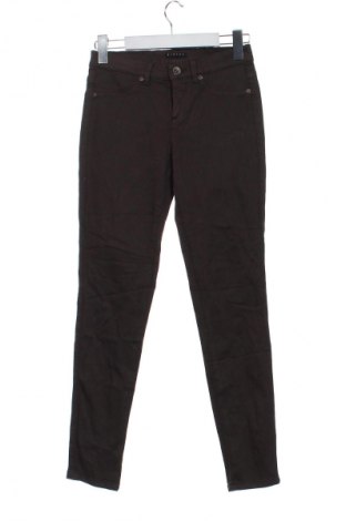 Дамски панталон Sisley, Размер S, Цвят Кафяв, Цена 6,13 €