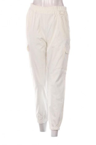 Дамски панталон Unbranded, Размер L, Цвят Бял, Цена 6,64 €