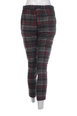Дамски панталон Unbranded, Размер M, Цвят Многоцветен, Цена 3,57 €