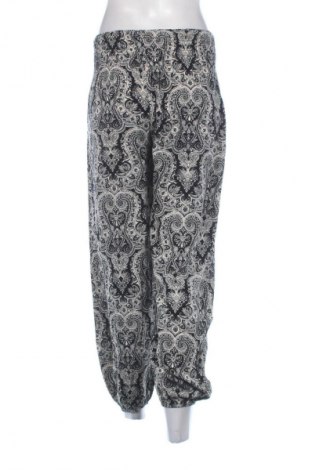 Дамски панталон Unbranded, Размер S, Цвят Многоцветен, Цена 5,11 €