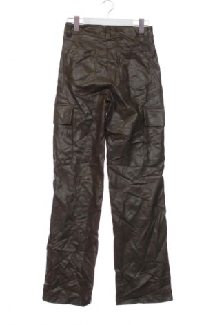 Дамски панталон Zara, Размер XS, Цвят Зелен, Цена 5,11 €