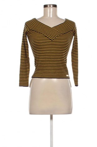 Pulover de femei Guess, Mărime M, Culoare Multicolor, Preț 162,99 Lei