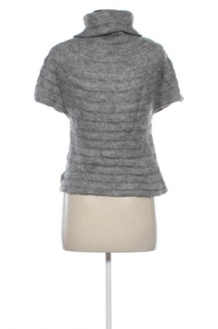 Dámský svetr Me & Me, Velikost S, Barva Šedá, Cena  99,00 Kč