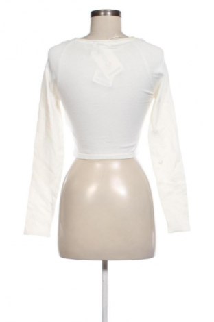 Damski sweter Pull&Bear, Rozmiar M, Kolor Biały, Cena 50,99 zł