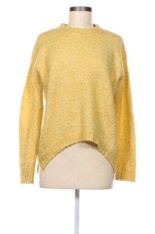 Дамски пуловер Soaked In Luxury, Размер S, Цвят Жълт, Цена 8,18 €
