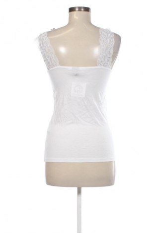 Dámský top Pieces, Velikost L, Barva Bílá, Cena  349,00 Kč