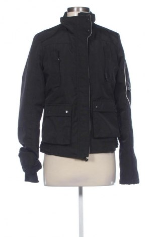 Дамско яке ONLY, Размер S, Цвят Черен, Цена 3,57 €