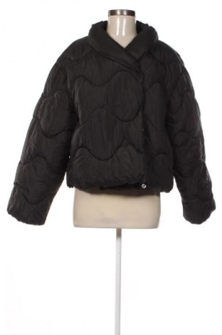 Дамско яке Weekday, Размер M, Цвят Черен, Цена 15,33 €