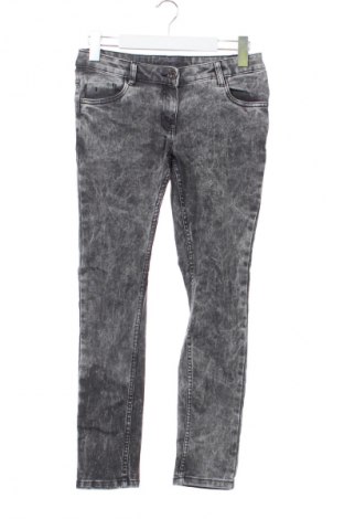 Gyerek farmernadrág Alive, Méret 10-11y / 146-152 cm, Szín Fekete, Ár 729 Ft