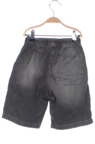 Kinder Shorts Zara, Größe 7-8y/ 128-134 cm, Farbe Grau, Preis 6,14 €