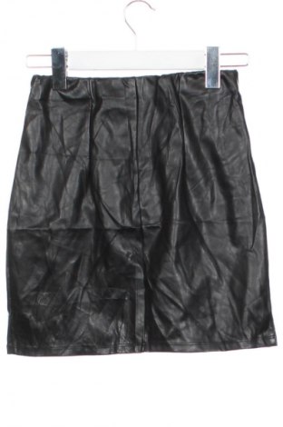 Kožená sukně  ASOS, Velikost XXS, Barva Černá, Cena  69,00 Kč