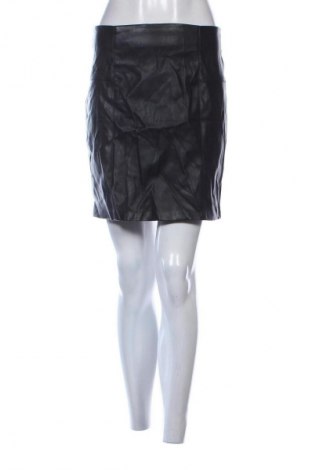 Kožená sukně  Amisu, Velikost M, Barva Černá, Cena  49,00 Kč
