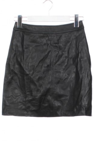 Kožená sukňa  Amisu, Veľkosť XS, Farba Čierna, Cena  5,95 €
