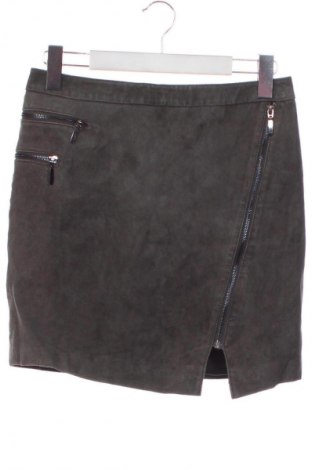 Skórzana spódnica Grain De Malice, Rozmiar S, Kolor Szary, Cena 54,99 zł
