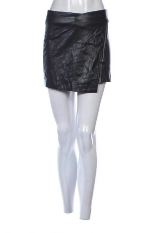 Kožená sukňa  Zara, Veľkosť S, Farba Čierna, Cena  2,95 €