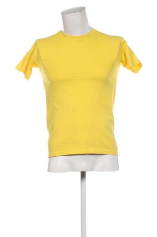 Férfi póló Fruit Of The Loom, Méret S, Szín Sárga, Ár 1 879 Ft