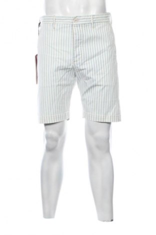 Férfi rövidnadrág True NYC, Méret M, Szín Sokszínű, Ár 19 359 Ft