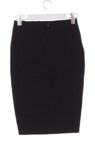 Пола ASOS, Размер XXS, Цвят Черен, Цена 3,06 €