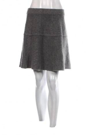 Sukňa Amisu, Veľkosť L, Farba Sivá, Cena  3,95 €