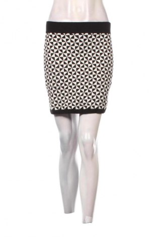 Пола Amisu, Размер L, Цвят Многоцветен, Цена 3,57 €