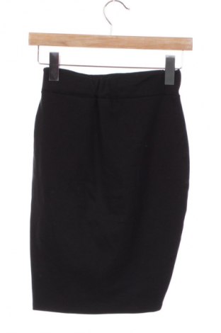 Пола Amisu, Размер XS, Цвят Черен, Цена 2,04 €