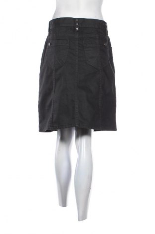 Пола B.Young, Размер M, Цвят Черен, Цена 9,67 €