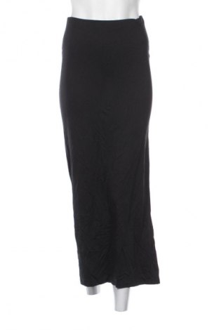 Пола Bershka, Размер S, Цвят Черен, Цена 11,76 €