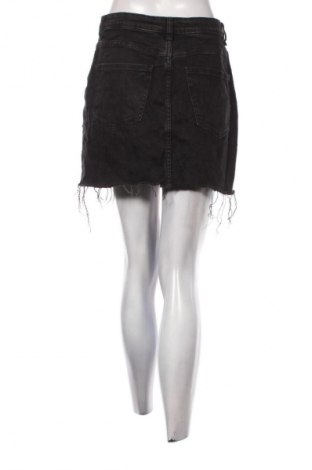 Fustă Bershka, Mărime M, Culoare Negru, Preț 13,99 Lei
